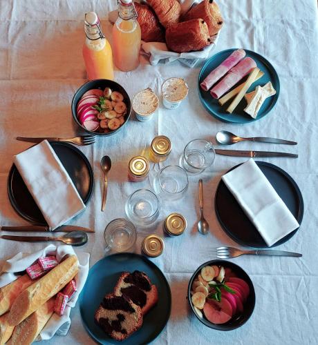 Afbeelding uit fotogalerij van Au Coin du Bois in Langolen