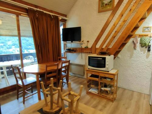 Appartement T1bis 4-6 pers avec Terrasse et Parking à Cauterets - FR-1-234-238