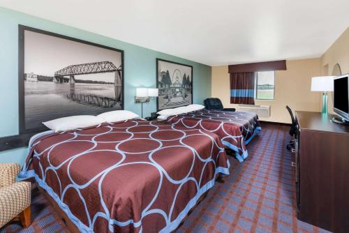 Postel nebo postele na pokoji v ubytování Super 8 by Wyndham Okawville