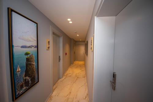 サランダにあるHotel Lili-1のギャラリーの写真
