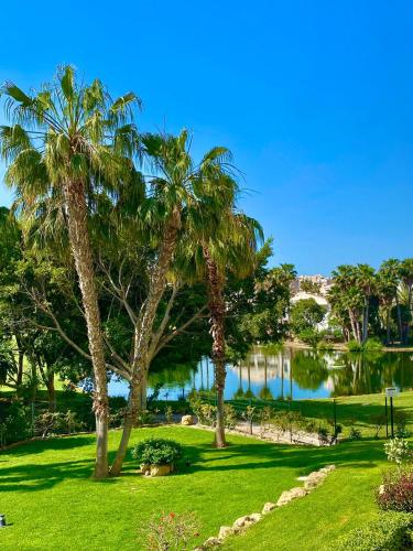 Alicante Golf Hoyo 18 4-6 Pax. piscina, wifi, parking privado.