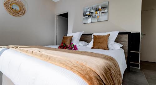 Postel nebo postele na pokoji v ubytování Villa Lembah Giri Villas 5*****