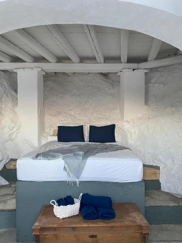 Gambar di galeri bagi Windhouses Serifos di Serifos Chora