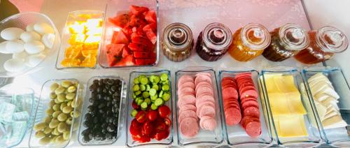Makanan di atau berdekatan hotel