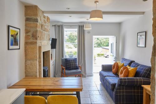 Host & Stay - Old Stone Cottage – Photos 5