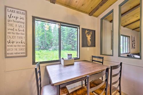 Gambar di galeri bagi Cute Donnelly Cabin in the Woods with Fire Pit! di Donnelly