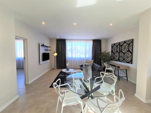 Televisyen dan/atau pusat hiburan di MINT Apartments Greenside