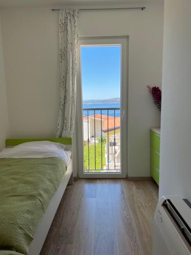 Apartament Sunny z obłędnym widokiem na morze