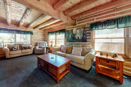 Between the Pines Log Cabin – Photos 5