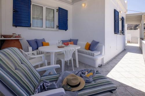 Photo de la galerie de l'établissement Αnemelo beach house in Panormos, à Platiá