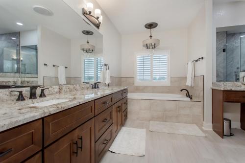 A bathroom at Newly Renovated Private Ranch Get-A-Way