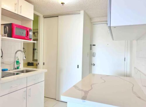 Vacation Studio Apartment in Honolulu Hawaii_3