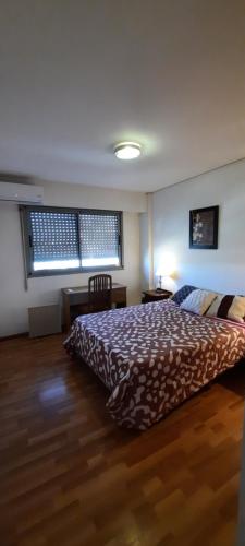 Ένα ή περισσότερα κρεβάτια σε δωμάτιο στο DEPTOS JOGI