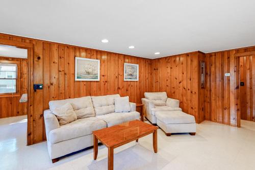 Naushon Nest – Photos 2