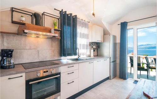 Nice Apartment In Supetar With Wifi