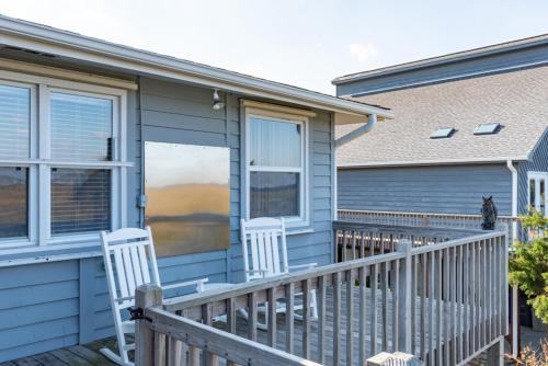 Gambar di galeri bagi Late For The Sky by Oak Island Accommodations di Caswell Beach