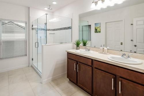 A bathroom at Peaceful 3 bedrooms villa with Beautiful view and paver