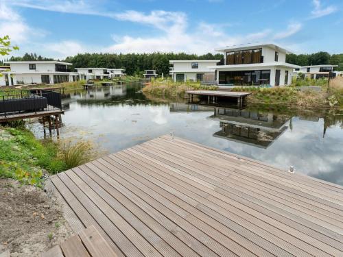 Permandangan sungai dekat dengan vila ini