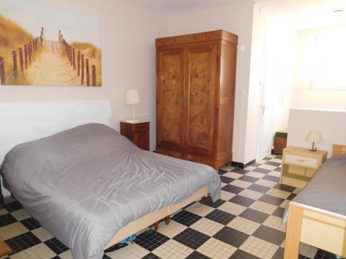 Photo de la galerie de l'établissement Maison à 100m de la plage, 6 pers, équipement complet, patio & parking, proche centre-ville - FR-1-476-186, à La Faute-sur-Mer