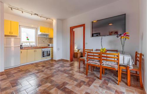 Amazing Apartment In Medulin With Wifi