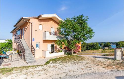 Amazing Apartment In Medulin With Wifi