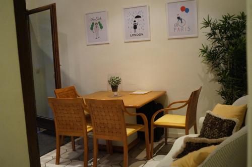 Svetainės erdvė apgyvendinimo įstaigoje Archimede Guest House
