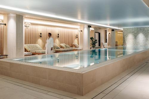 Elite Palace Hotel & Spa Image