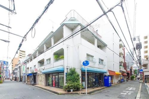 Sanacion Namba 難波千日前の5LDK120平米 駅徒歩2分 広々バルコニーでバーベキューも可能