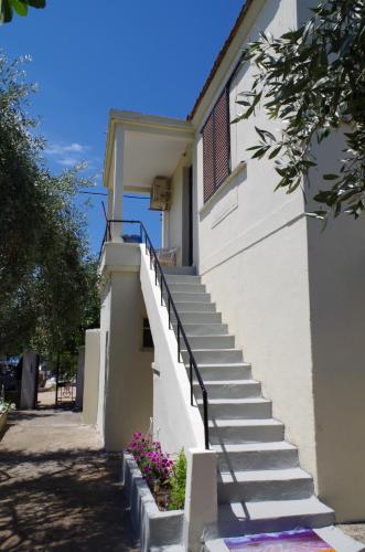 Konstantinos Apartment