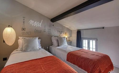 C075-Old Town Cannes - Duplex Apartment