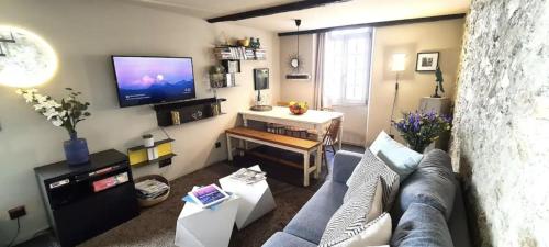 C075-Old Town Cannes - Duplex Apartment