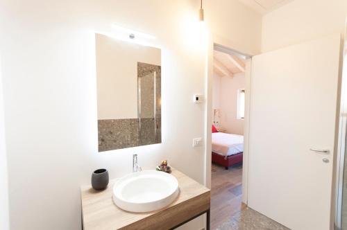 Phòng tắm tại Tenuta Della Casa Wine & Rooms - La Pausa del Collio