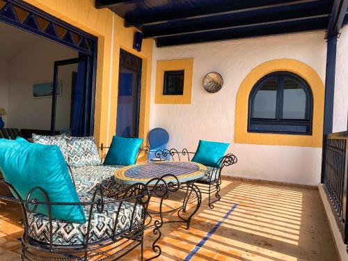 Χώρος καθιστικού στο Maison Oualidia Vue sur Mer-Jardins de la Lagune