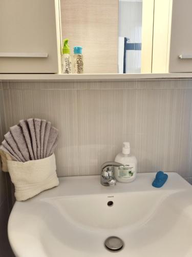 Ένα μπάνιο στο Physis - Seaview Maisonette