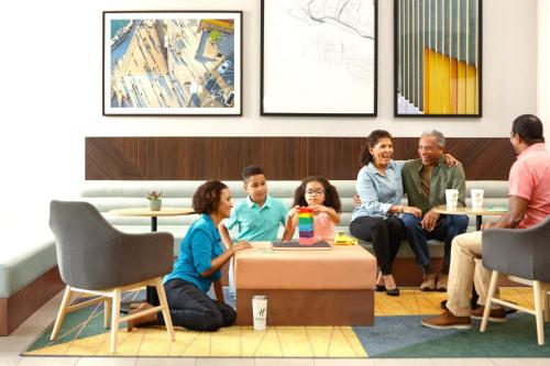 Επισκέπτες που μένουν στο Holiday Inn Lansdale-Hatfield by IHG