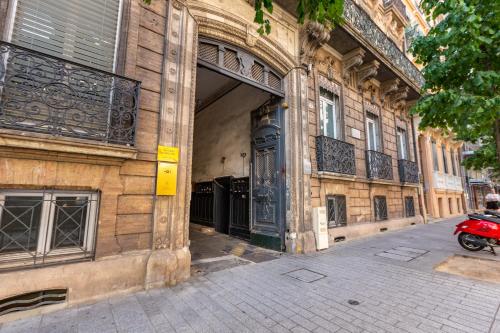 Grand Appartement au coeur du centre Historique