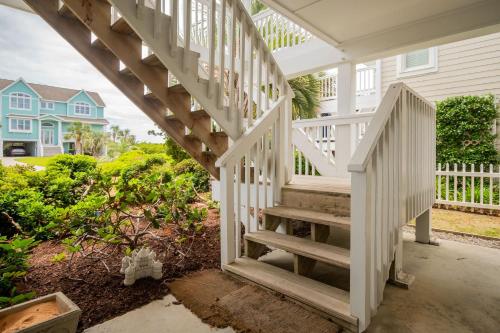 Φωτογραφία από το άλμπουμ του Clear For Take Off by Oak Island Accommodations σε Caswell Beach