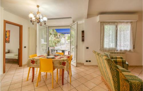 Χώρος καθιστικού στο Lovely Apartment In Sanremo With Wifi