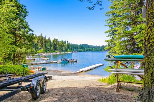 Cabin in the Cove – Photos 4