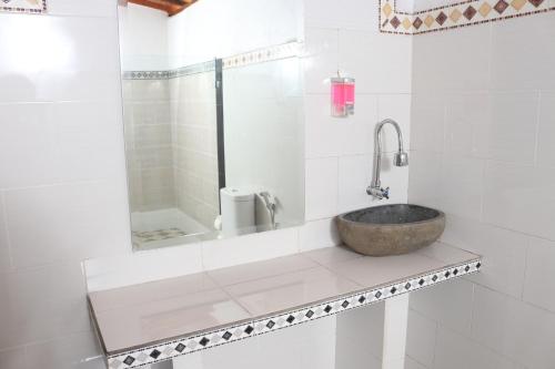 Ένα μπάνιο στο Dangin Kubu Bungalow