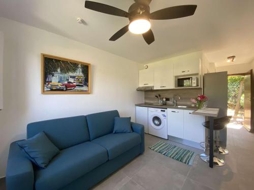 Studio refait à neuf avec piscine et parking, Les Issambres - FR-1-226-495