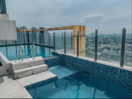 I Can Be Your Home by CON sleeps 6