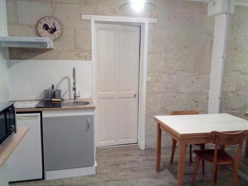 Fotografia z galérie ubytovania maison plein pied de 30m² avec terrasse .Saumur v destinácii Saumur