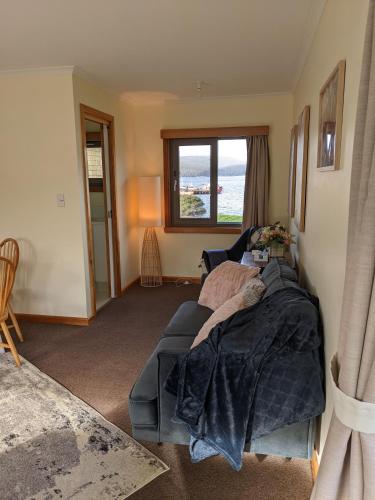 Smugglers Rest Apartments Doverにあるベッド