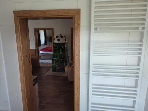a hallway with a door leading to a bedroom at Ferienhaus Temmel in Georgenberg
