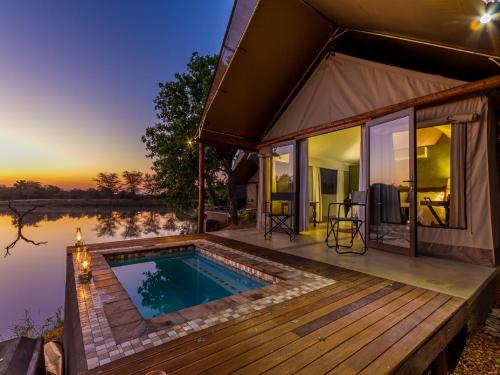 La alberca dentro o cerca de Phelwana Game Lodge