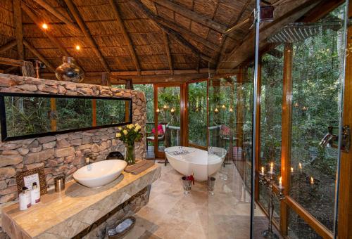 Gallery image of Trogon House and Forest Spa in The Crags