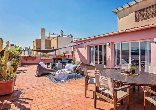 Sweett - Pedrera Department 24