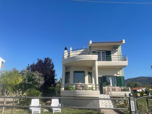 Balkón nebo terasa v ubytování Atelié Γιούλη