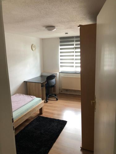 Ένα ή περισσότερα κρεβάτια σε δωμάτιο στο Seven‘S Apartments I